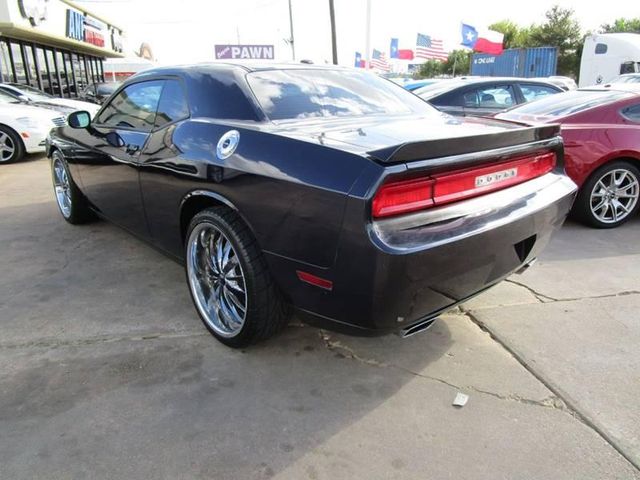  2012 Dodge Challenger SXT For Sale Specifications, Price and Images
