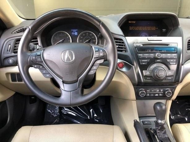  2013 Acura ILX 2.0L Technology For Sale Specifications, Price and Images