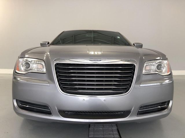  2014 Chrysler 300 Base For Sale Specifications, Price and Images