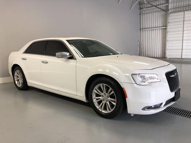  2015 Chrysler 300C Base For Sale Specifications, Price and Images