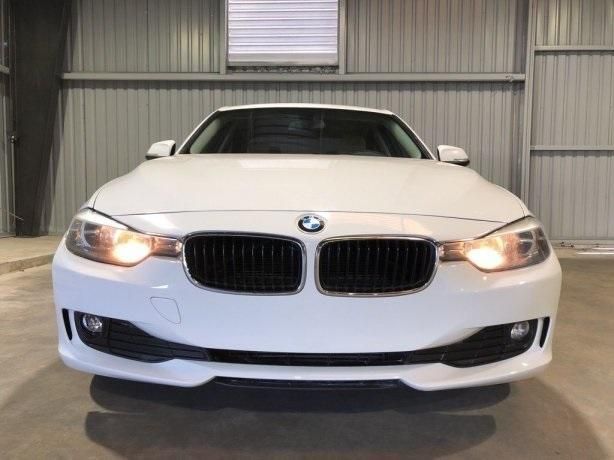  2014 BMW 320 i For Sale Specifications, Price and Images