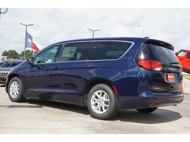  2020 Chrysler Voyager LX For Sale Specifications, Price and Images