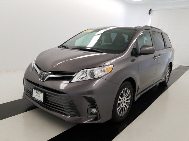  2018 Toyota Sienna XLE For Sale Specifications, Price and Images