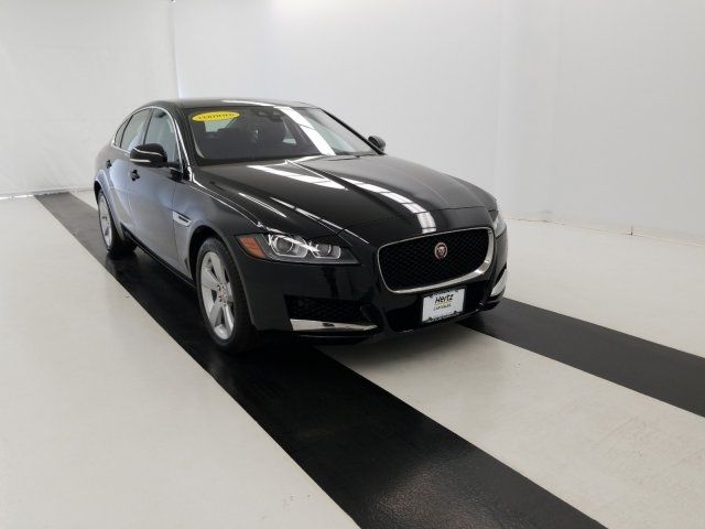  2017 Jaguar XF 35t Prestige For Sale Specifications, Price and Images