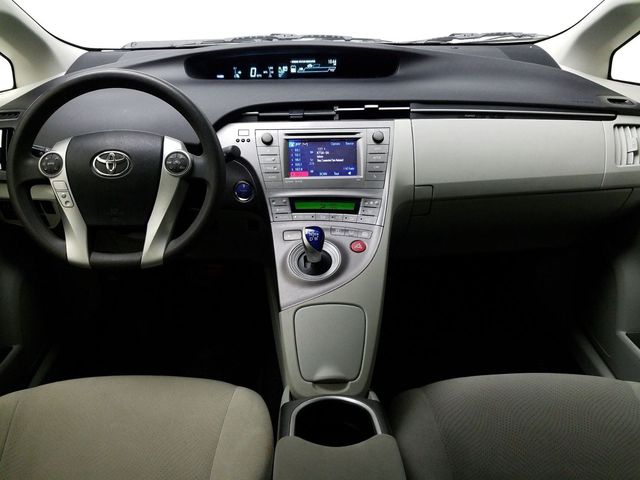  2013 Toyota Prius Five For Sale Specifications, Price and Images
