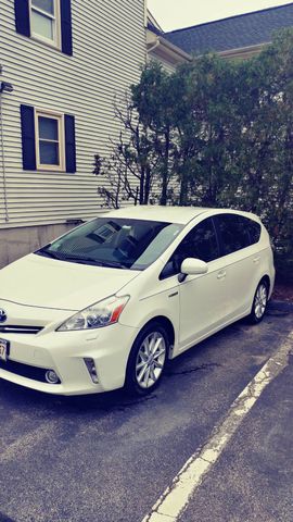  2012 Toyota Prius v Five For Sale Specifications, Price and Images