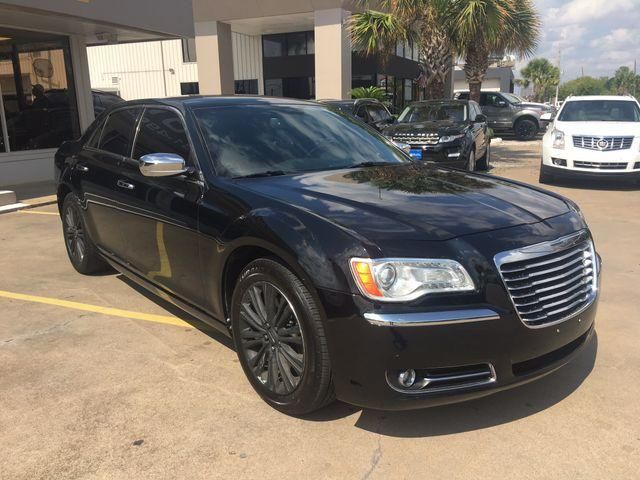  2013 Chrysler 300C Base For Sale Specifications, Price and Images