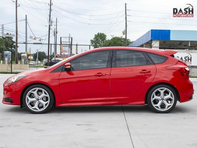  2013 Ford Focus ST Base For Sale Specifications, Price and Images