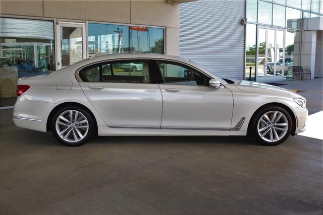  2018 BMW 750 i For Sale Specifications, Price and Images