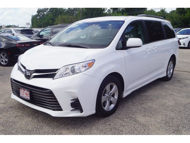  2018 Toyota Sienna LE For Sale Specifications, Price and Images