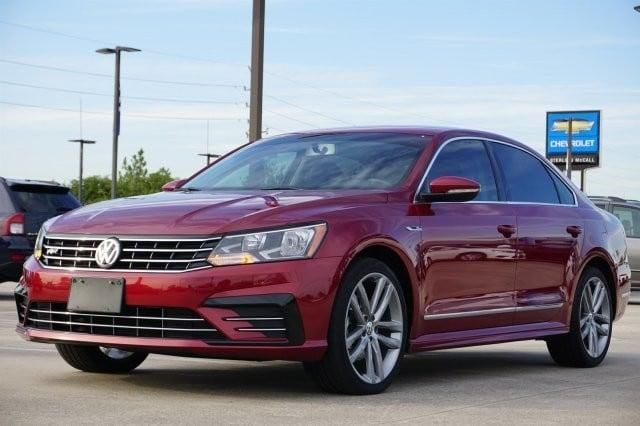  2017 Volkswagen Passat 1.8T R-Line For Sale Specifications, Price and Images