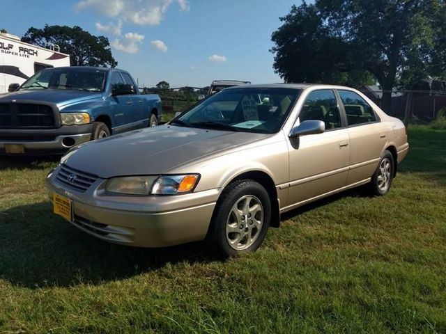  1999 Toyota Camry LE V6