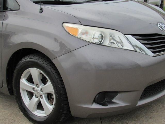  2011 Toyota Sienna LE For Sale Specifications, Price and Images