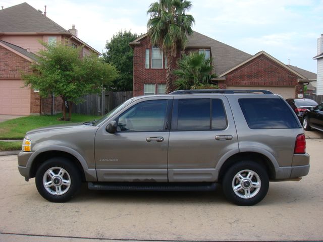  2002 Ford Explorer XLT For Sale Specifications, Price and Images