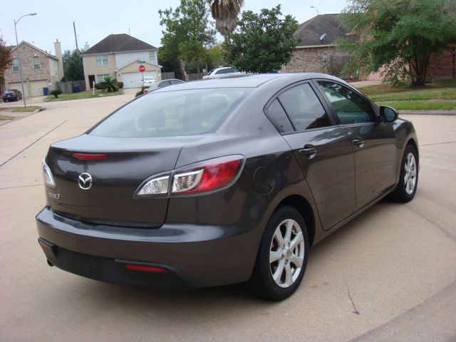  2010 Mazda Mazda3 i Touring For Sale Specifications, Price and Images
