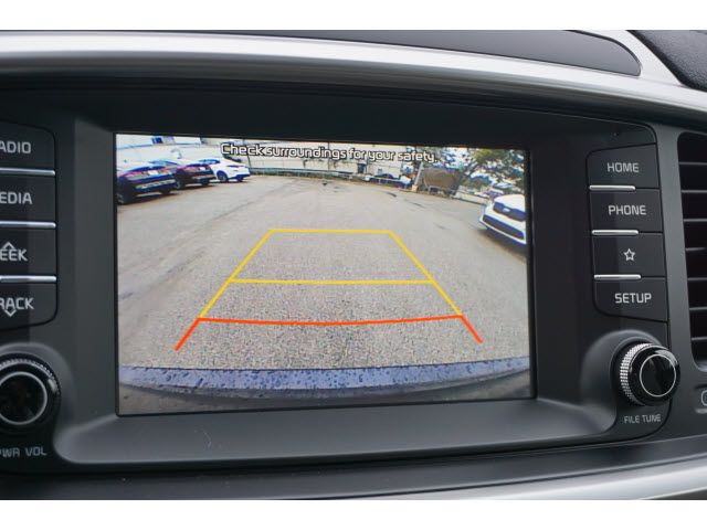  2020 Kia Sorento LX For Sale Specifications, Price and Images