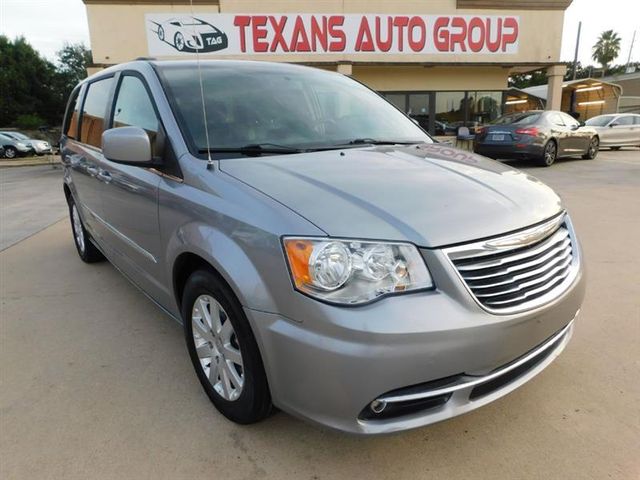  2014 Chrysler Town & Country Touring