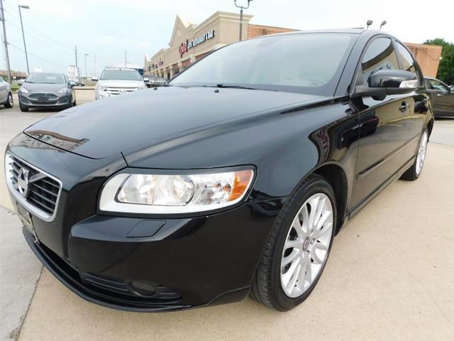  2011 Volvo S40 T5 For Sale Specifications, Price and Images