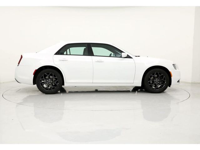  2019 Chrysler 300 S For Sale Specifications, Price and Images