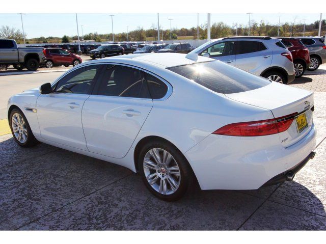  2017 Jaguar XF 35t Premium For Sale Specifications, Price and Images