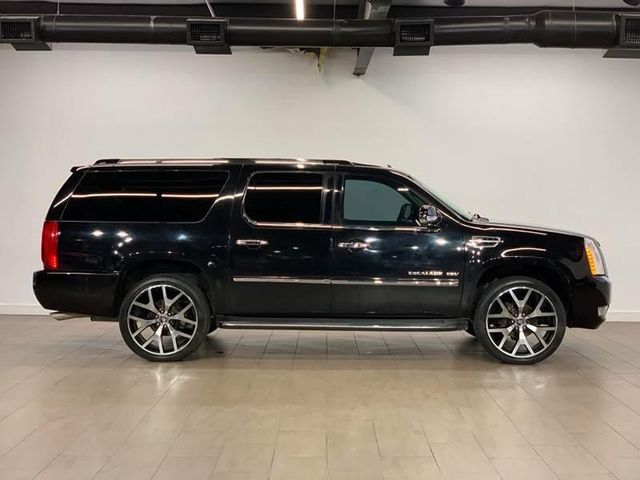  2011 Cadillac Escalade ESV Luxury For Sale Specifications, Price and Images