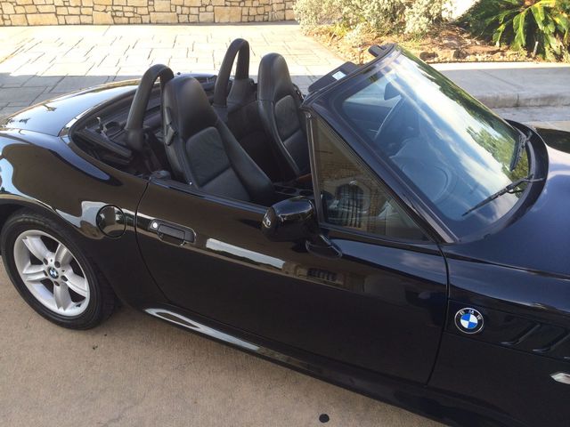  2000 BMW Z3 2.3 Roadster For Sale Specifications, Price and Images