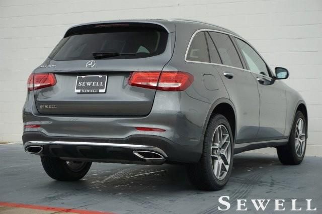 Certified 2017 Mercedes-Benz GLC 300 Base For Sale Specifications, Price and Images