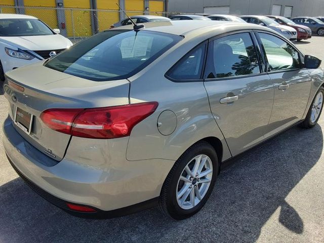  2015 Ford Focus SE For Sale Specifications, Price and Images