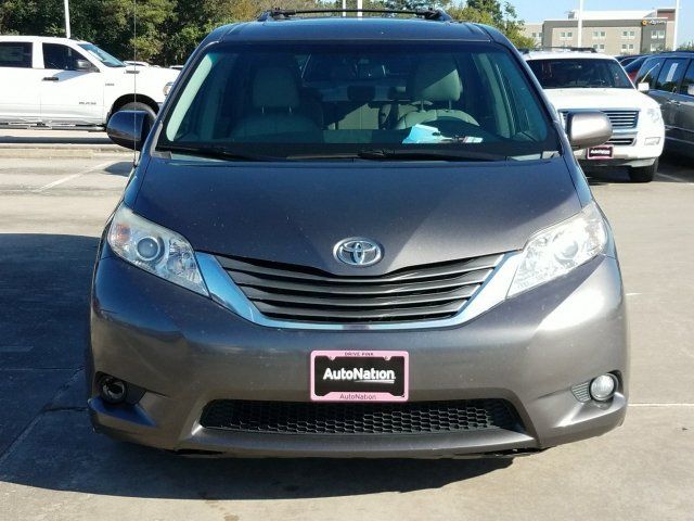  2013 Toyota Sienna XLE For Sale Specifications, Price and Images