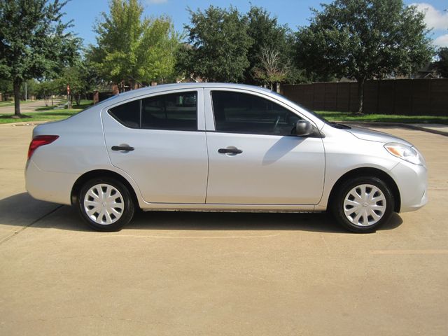  2014 Nissan Versa 1.6 S For Sale Specifications, Price and Images