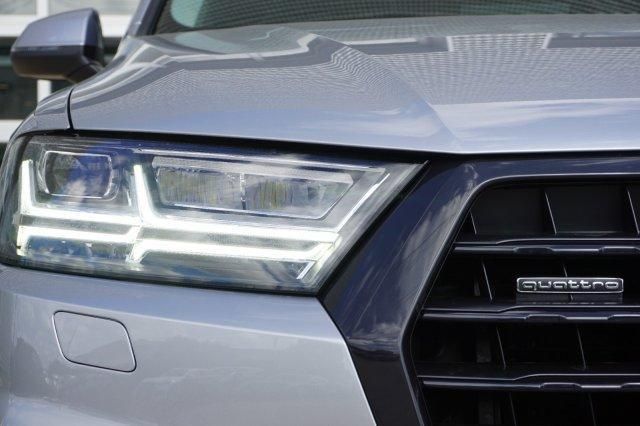  2019 Audi Q7 55 SE Premium Plus For Sale Specifications, Price and Images