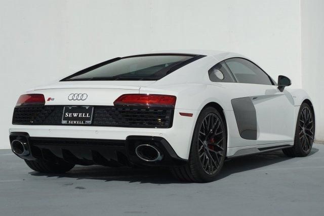 2020 Audi R8 5.2 V10 For Sale Specifications, Price and Images