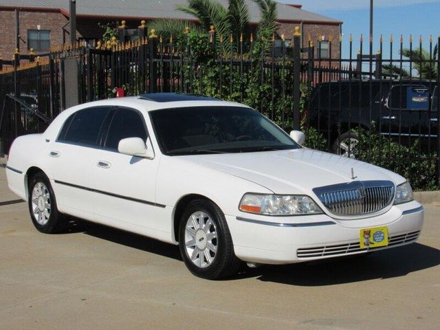  2006 Lincoln Town Car Signature Limited For Sale Specifications, Price and Images