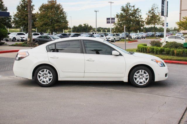  2009 Nissan Altima 2.5 S For Sale Specifications, Price and Images