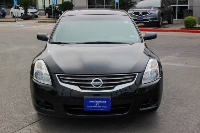  2010 Nissan Altima 2.5 S For Sale Specifications, Price and Images