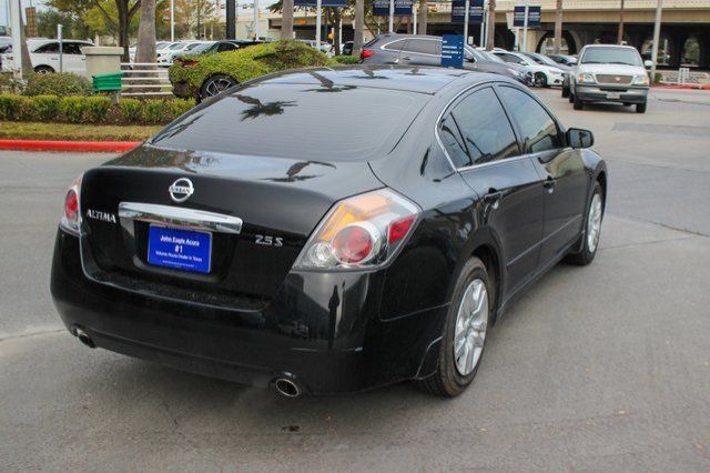  2010 Nissan Altima 2.5 S For Sale Specifications, Price and Images