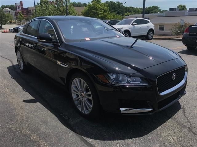  2020 Jaguar XF 25t Premium For Sale Specifications, Price and Images
