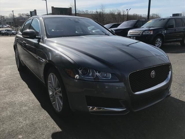  2019 Jaguar XF 25t Premium For Sale Specifications, Price and Images