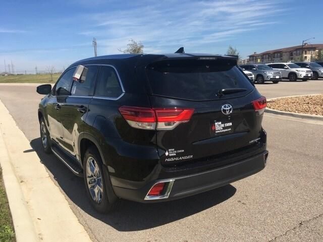  2019 Toyota Highlander Limited Platinum For Sale Specifications, Price and Images