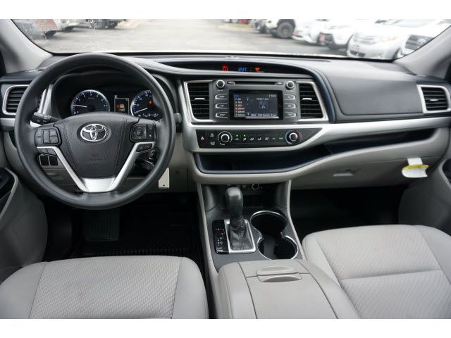 Certified 2018 Toyota Highlander For Sale Specifications, Price and Images