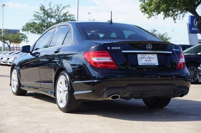  2013 Mercedes-Benz C 300 4MATIC Luxury For Sale Specifications, Price and Images