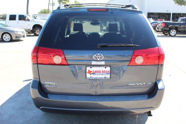 2006 Toyota Sienna LE For Sale Specifications, Price and Images