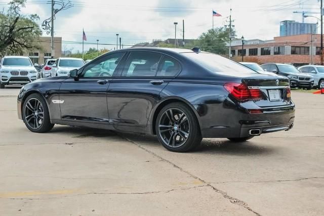  2014 BMW 750 i For Sale Specifications, Price and Images