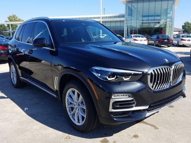  2020 BMW X5 sDrive40i For Sale Specifications, Price and Images