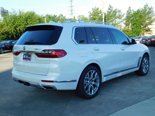  2019 BMW X7 xDrive50i For Sale Specifications, Price and Images