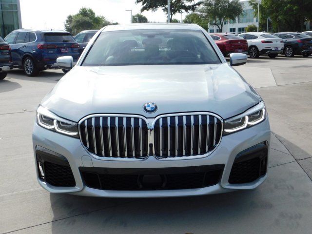  2020 BMW 750i xDrive For Sale Specifications, Price and Images