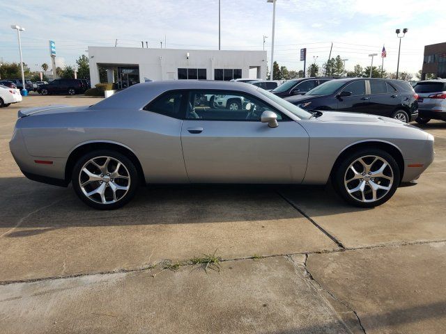  2016 Dodge Challenger SXT For Sale Specifications, Price and Images