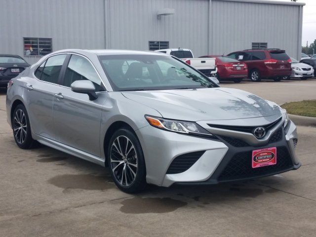  2018 Toyota Camry SE For Sale Specifications, Price and Images