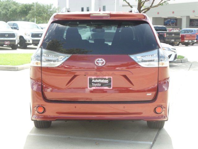  2020 Toyota Sienna SE For Sale Specifications, Price and Images