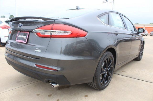  2019 Ford Fusion SE For Sale Specifications, Price and Images